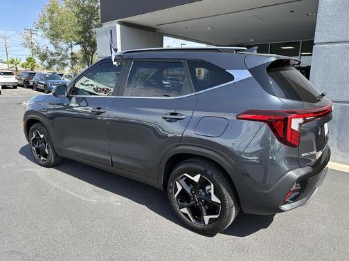 2025 Kia Seltos EX