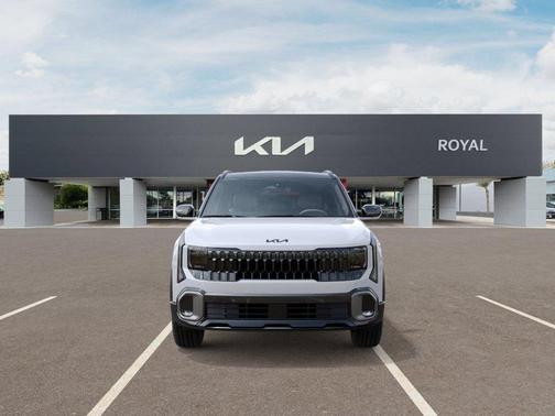 White Pearl 2027 Kia Seltos X-Line