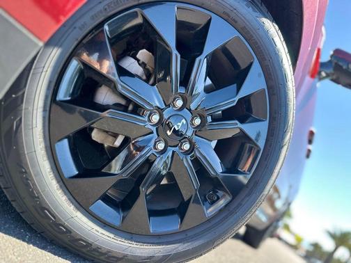 Flare Red 2023 Kia Carnival SX