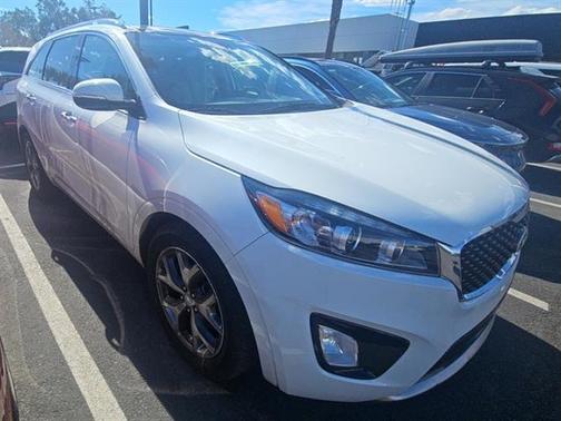 2016 Kia Sorento SX