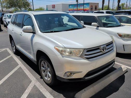 Blizzard Pearl 2012 Toyota Highlander Base