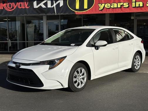 2025 Toyota Corolla LE