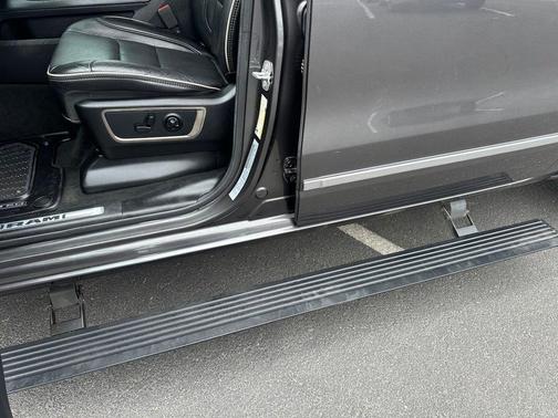 Crystal Metallic 2020 RAM 1500 Limited