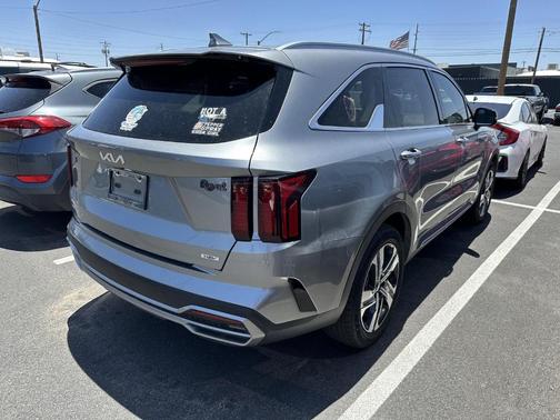 2023 Kia Sorento Hybrid EX