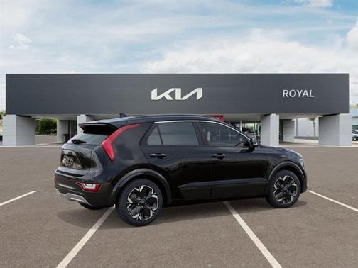Aurora Black Pearl 2025 Kia Niro EV Wave