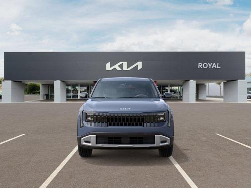 Gray 2027 Kia Seltos S