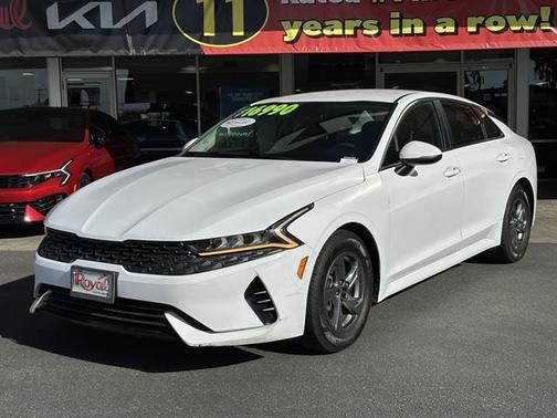 2022 Kia K5 LXS