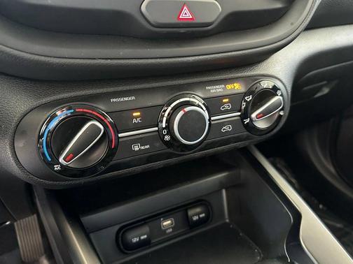 Gray 2025 Kia Soul LX