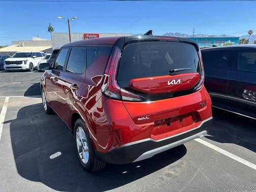 Orange 2025 Kia Soul LX