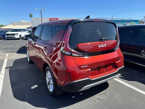 Orange 2025 Kia Soul LX