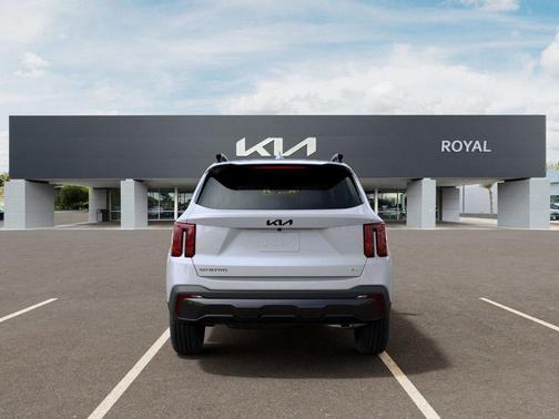 Glacial White Pearl 2026 Kia Sorento X-Line SX