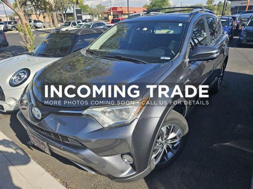 2017 Toyota RAV4 Hybrid XLE