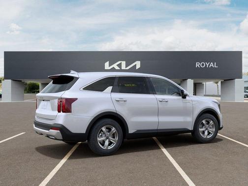 Glacial White Pearl 2026 Kia Sorento LX