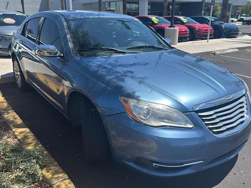 2011 Chrysler 200 Limited
