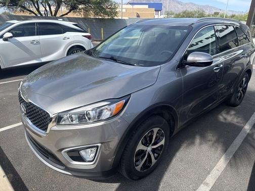 Titanium Silver 2018 Kia Sorento EX