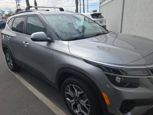 Steel Gray 2021 Kia Seltos EX