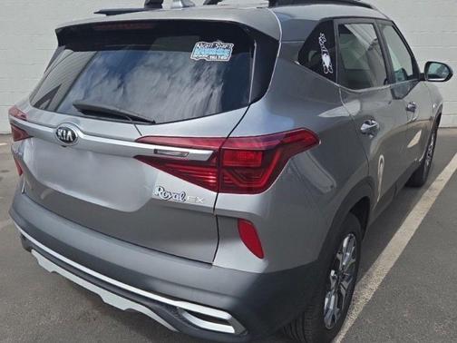 2021 Kia Seltos EX