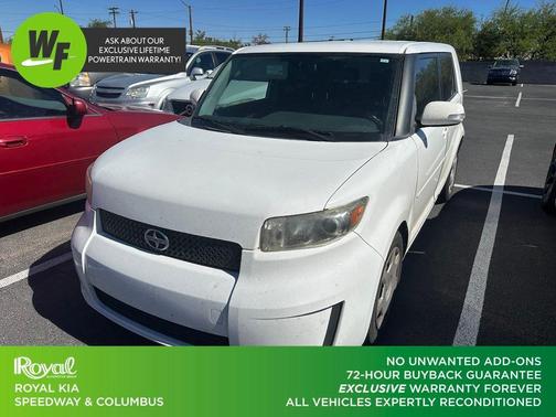 Super White 2008 Scion xB