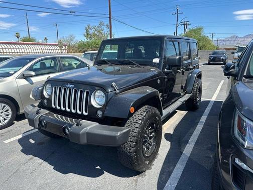 Black Clearcoat 2016 Jeep Wrangler Unlimited Sahara