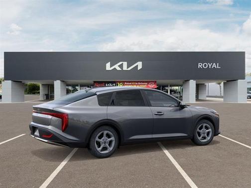 2025 Kia K4 LXS