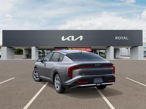 2025 Kia K4 LXS