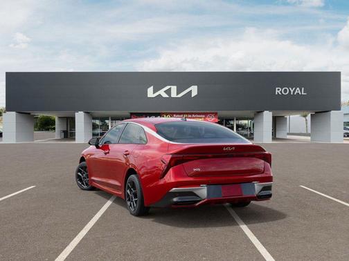 2025 Kia K5 LXS