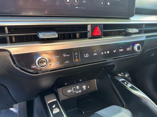 Ebony Black 2024 Kia Sorento X-Line EX