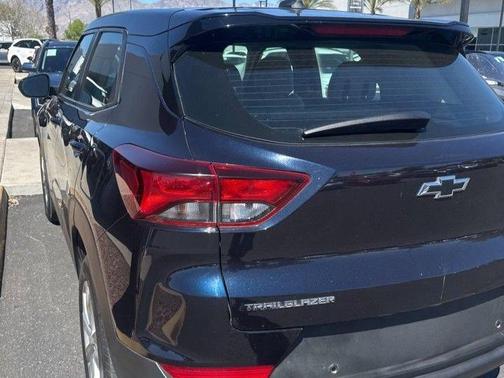 Midnight Blue Metallic 2021 Chevrolet Trailblazer LS