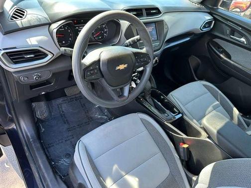 Midnight Blue Metallic 2021 Chevrolet Trailblazer LS