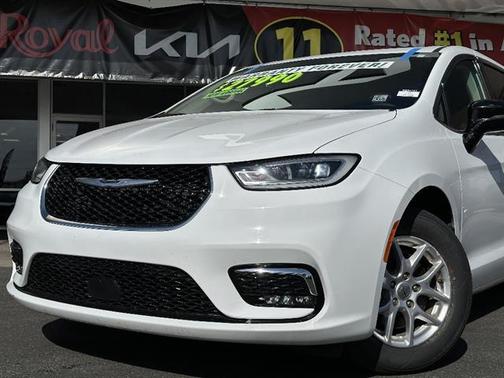 2024 Chrysler Pacifica Touring-L