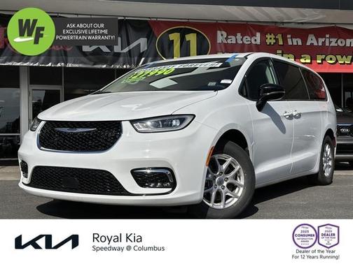 2024 Chrysler Pacifica Touring-L