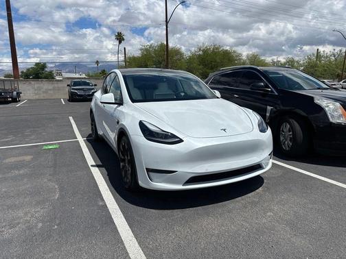 White 2022 Tesla Model Y Performance