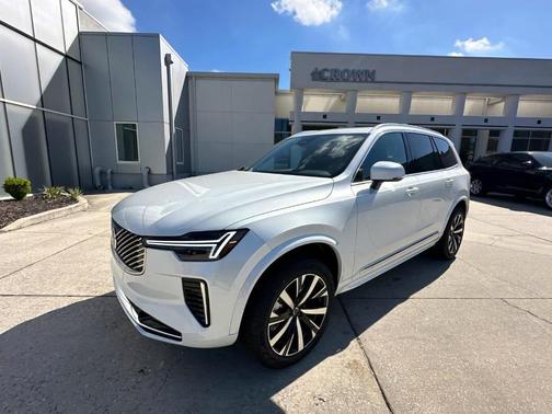2025 Volvo XC90 B5 Core