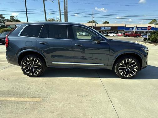 2026 Volvo XC90 B6 Ultra 7-Seater