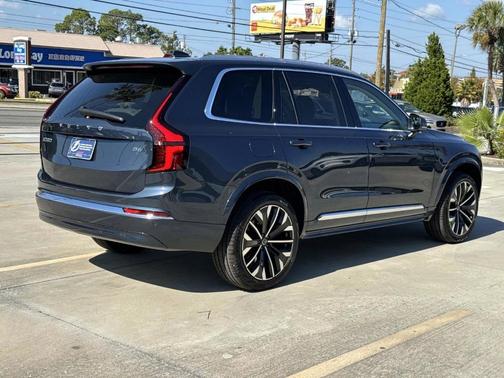 2026 Volvo XC90 B6 Ultra 7-Seater