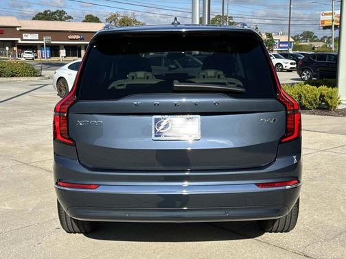 2026 Volvo XC90 B6 Ultra 7-Seater