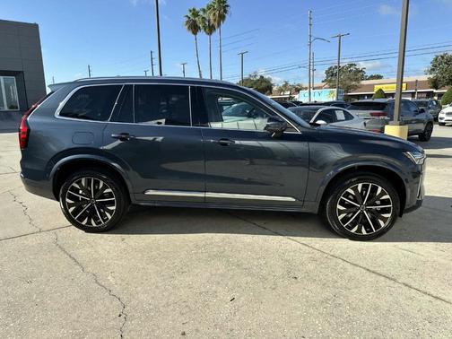 2026 Volvo XC90 B6 Ultra 7-Seater