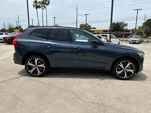 2025 Volvo XC60 Plug-In Hybrid T8 Ultra