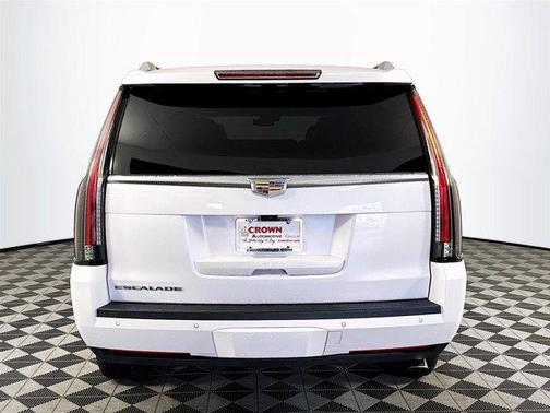 2019 Cadillac Escalade Luxury