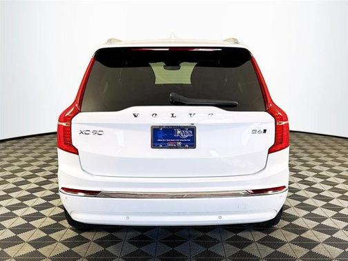 2024 Volvo XC90 B6 Plus Bright Theme 7-Seater