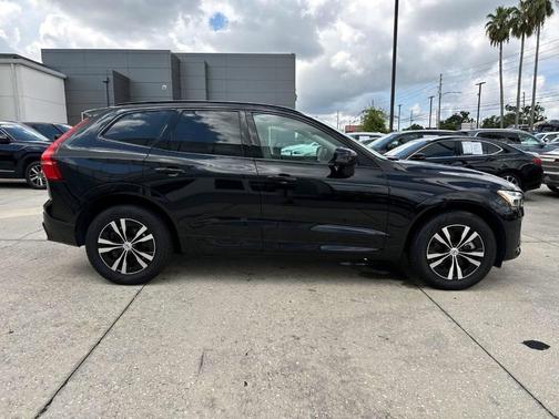 2025 Volvo XC60 Plug-In Hybrid T8 Core