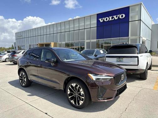2026 Volvo XC60 B5 Plus