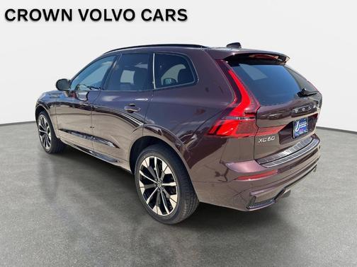2026 Volvo XC60 B5 Plus