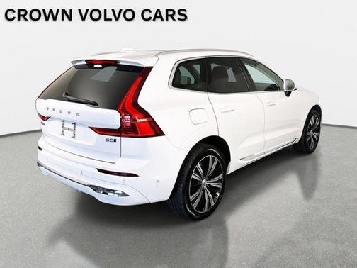 2023 Volvo XC60 B5 Plus Bright Theme