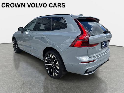 2026 Volvo XC60 B5 Ultra