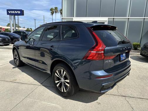 2025 Volvo XC60 B5 Core