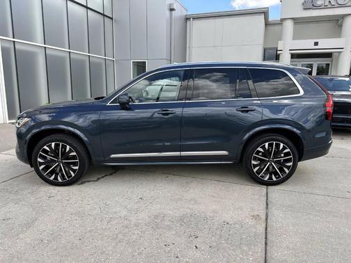 2026 Volvo XC90 B6 Ultra 6-Seater