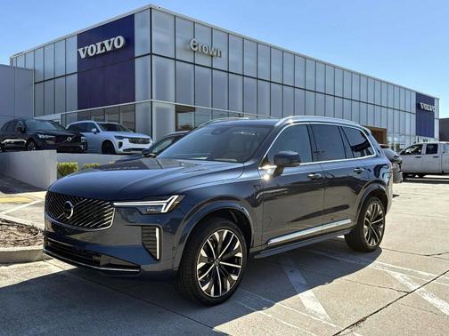 2026 Volvo XC90 B6 Plus 7-Seater