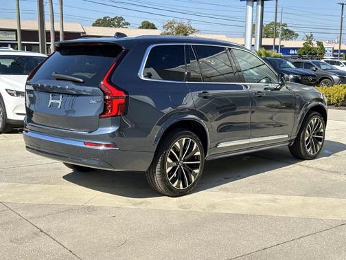 2026 Volvo XC90 B6 Plus 7-Seater