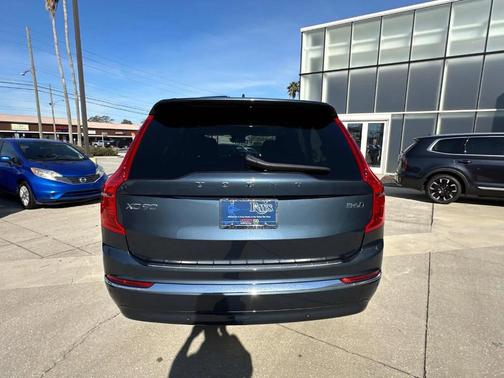 2025 Volvo XC90 B6 Plus 7-Seater